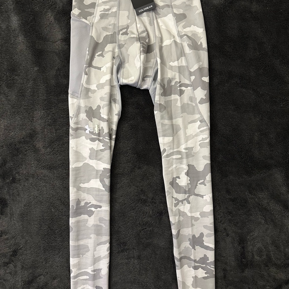 Men's NEW Under Armour White Camouflage Leggings Coldgear Infrared size LARGE